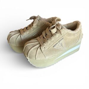 Volatile Beige leather Platform Sneakers size 7